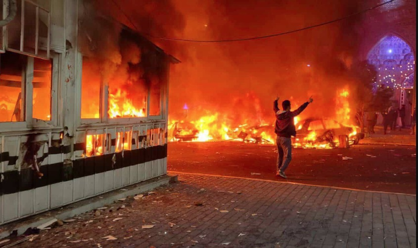 Τεχεράνη: Προειδοποιεί εκ νέου τις ΗΠΑ ότι θα απαντήσει σε τυχόν επίθεση – Απειλεί και το Ισραήλ με χτυπήματα