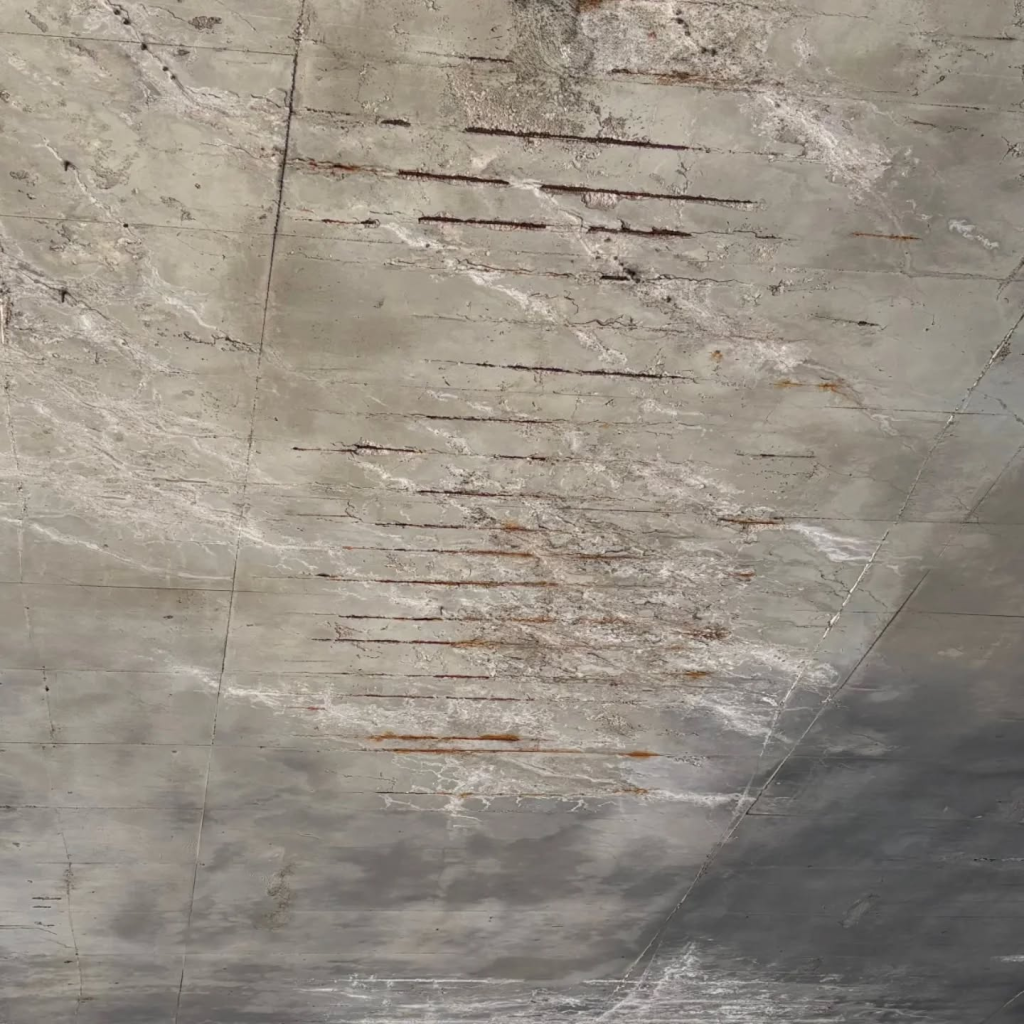 Ν. Ιωνία: Καμία ανησυχία για τη γέφυρα στην Εθνικής Αντιστάσεως – Τι λέει η Περιφέρεια Αττικής για την πτώση τσιμέντων