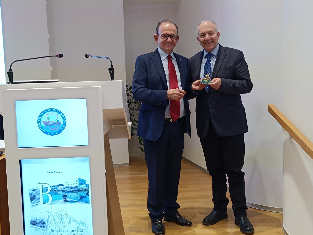 img-20260128-185932-copy-1280x960-1 Η ιστορία του Λιμένος Βόλου «ταξίδεψε» στην Αθήνα