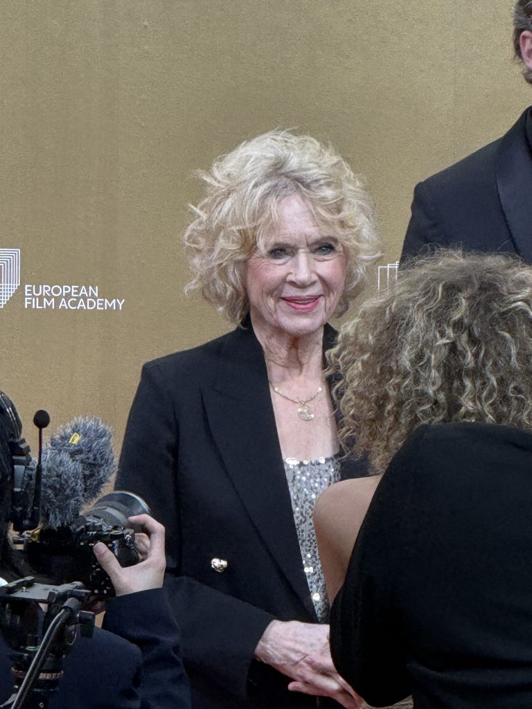 EFA 2026: Πώς επιβίωσα χωρίς πρώτες βοήθειες στα Ευρωπαϊκά Βραβεία Κινηματογράφου