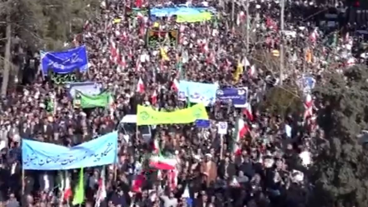 «Προειδοποίηση» για τις ΗΠΑ οι φιλοκυβερνητικές διαδηλώσεις στο Ιράν, λέει ο Χαμενεΐ