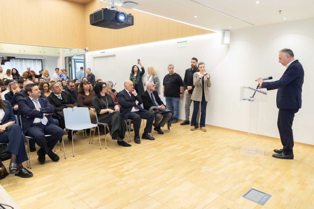 Μνημόνιο συνεργασίας της ΕΥΑΘ με το ΙΝΕΒ του ΕΚΕΤΑ για κοινές ερευνητικές δράσεις – Ανάλυση αστικών λυμάτων και χερσαίων υδάτινων συστημάτων