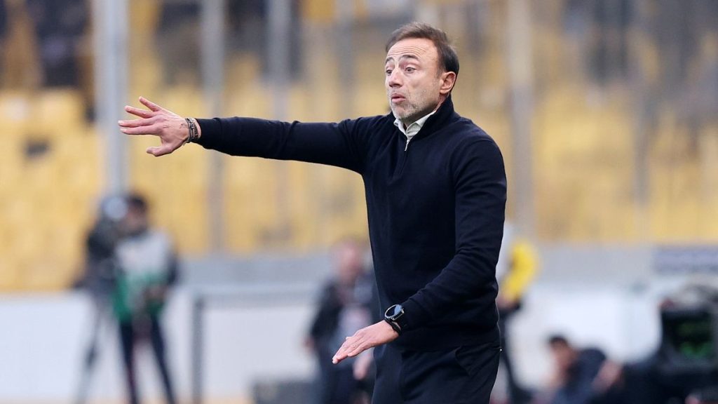 Κόντης: «Δεν υπάρχουν λέξεις για να περιγράψουν τα συναισθήματα μας»