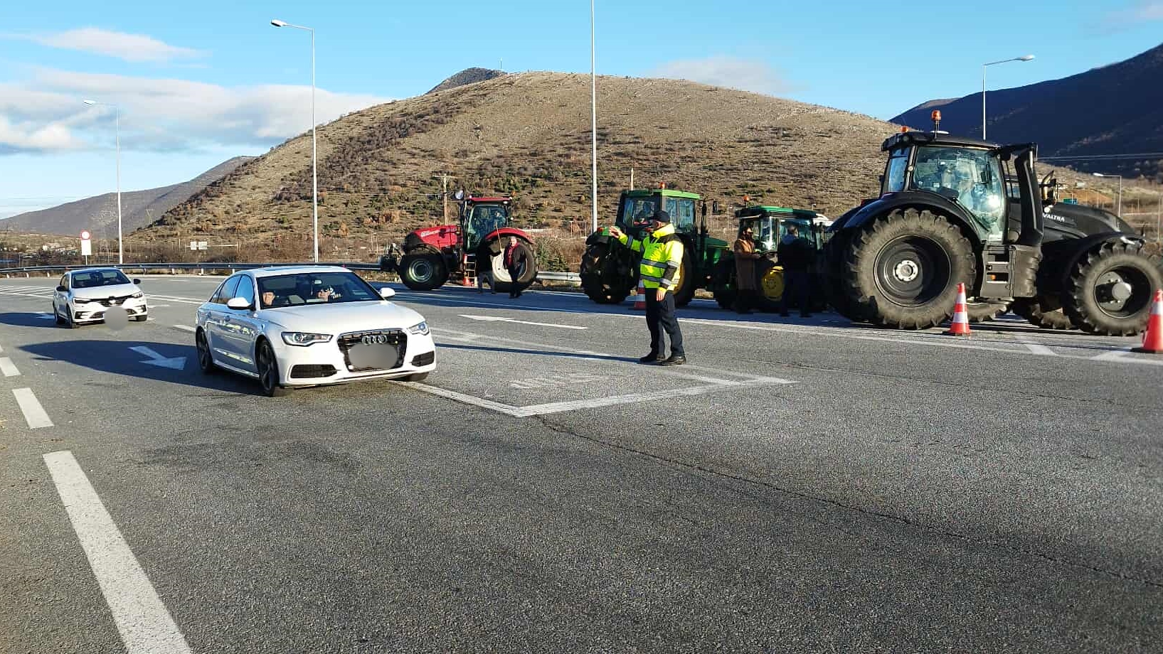 Ανοιχτή η παλιά Ε.Ο. Κοζάνης – Καστοριάς – Συνεδριάζει η Συντονιστική των αγροτών