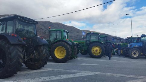 Δ. Μακεδονία: Οι παρακάμψεις της κυκλοφορίας των αυτοκινήτων λόγω των μπλόκων