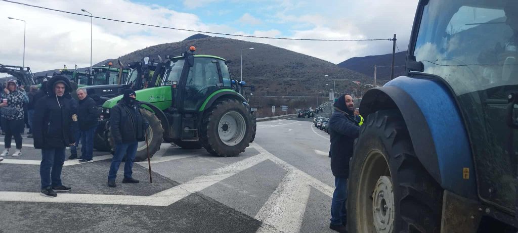 Δ. Μακεδονία: Κλείνουν για 48 ώρες την Εγνατία οι αγρότες