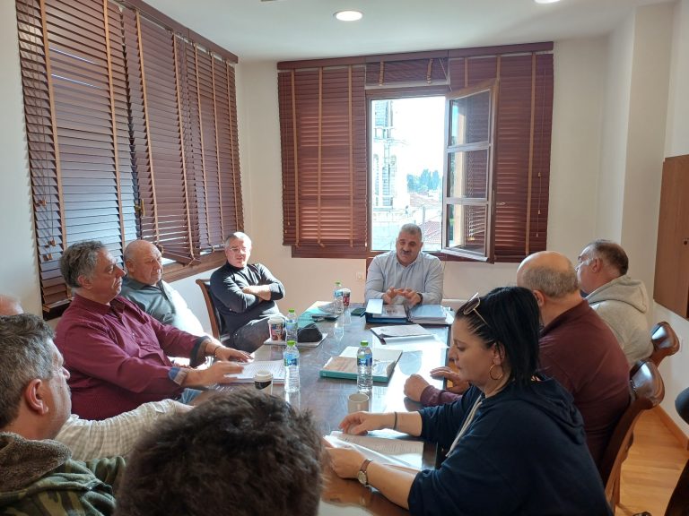 Συνάντηση Δ.Σ. του Αλιευτικού Συλλόγου Νοτίου Πηλίου με τον Δήμαρχο για το λιμάνι της Κάτω Γλυφούρας