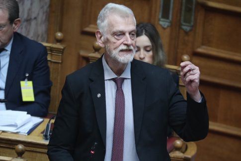 Η ΑΔΕΔΥ κηρύσσει στάση εργασίας στη Μαγνησία και τις Σποράδες για την επαναφορά 13ου και 14ου μισθού