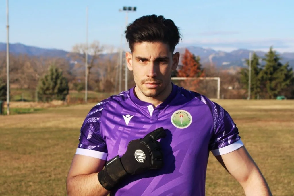 Μπαράζ μεταγραφών στον Πανθρακικό