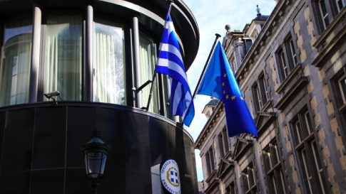 Τραγωδία στην Κορινθία: Αυτοκίνητο προσέκρουσε σε σπίτι – Νεκροί δύο νεαροί