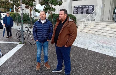 Πτώση οχήματος στο λιμάνι του Πειραιά – Διασώθηκε η οδηγός