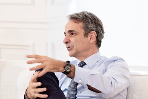 Σιδηροδρομική τραγωδία στην Ισπανία: Σπασμένο σύνδεσμο στις ράγες εντόπισαν οι εμπειρογνώμονες – Συγκλονίζουν οι μαρτυρίες