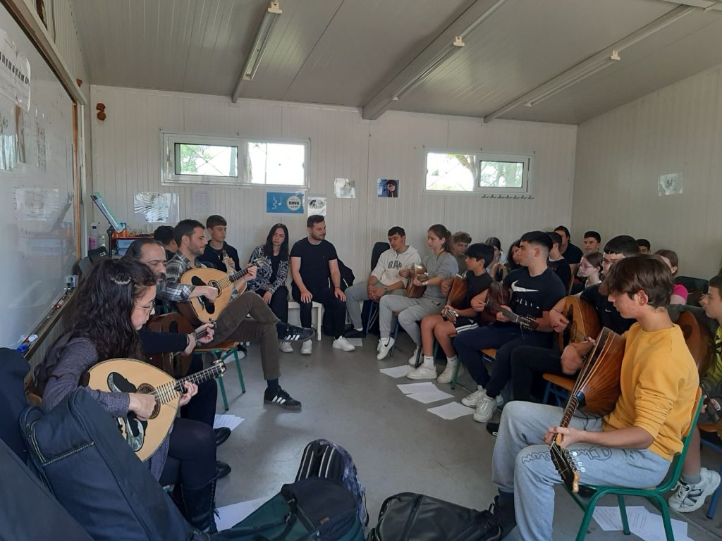 Ηράκλειο: Τα παιδιά των τεχνών βγήκαν στους δρόμους – Ζητούν υποδομές, καθηγητές και δικαιώματα