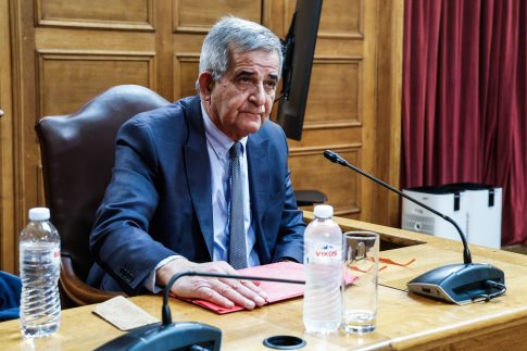 Ζελένσκι: Σχεδόν έτοιμα τα έγγραφα για τον τερματισμό του πολέμου στην Ουκρανία – Αύριο η πρώτη τριμερής με Ρωσία και ΗΠΑ