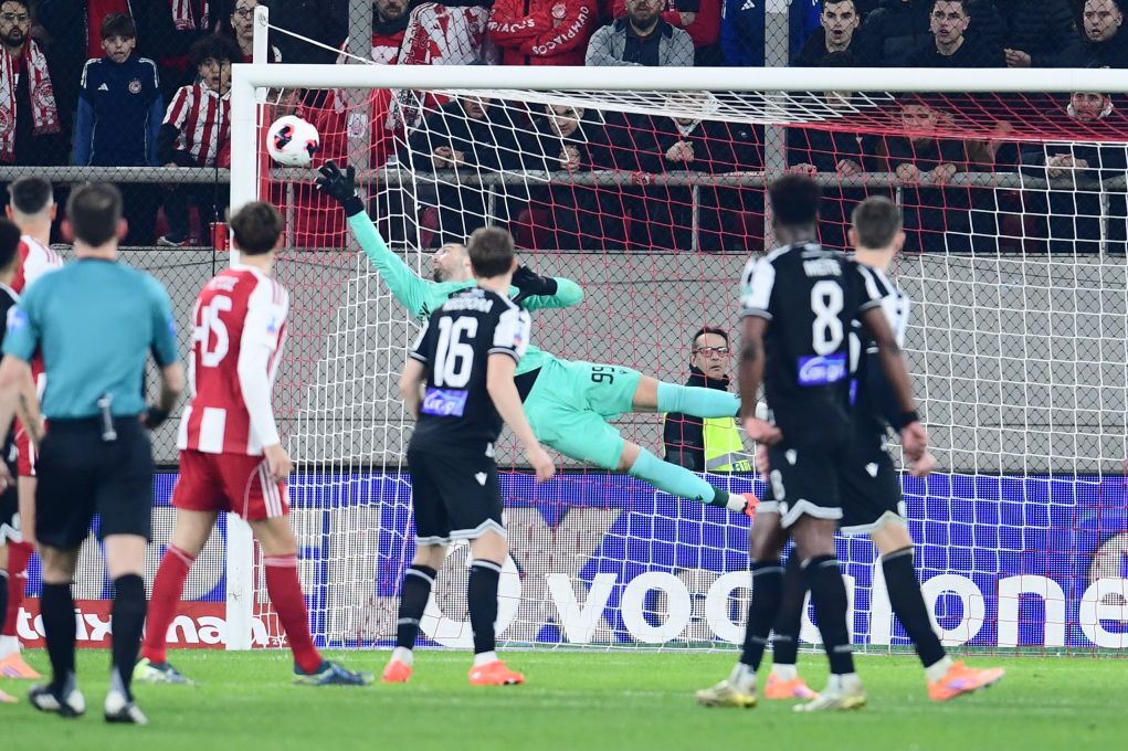 Κύπελλο Ελλάδας: Ο ΠΑΟΚ «άλωσε» το Φάληρο και πέρασε στους «4», 2-0 τον Ολυμπιακό