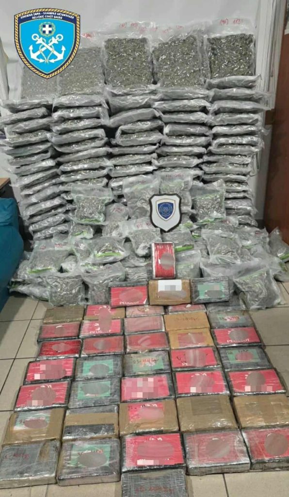 Μεγάλη ποσότητα ναρκωτικών βρήκαν οι λιμενικοί σε φορτηγό στο λιμάνι της Πάτρας