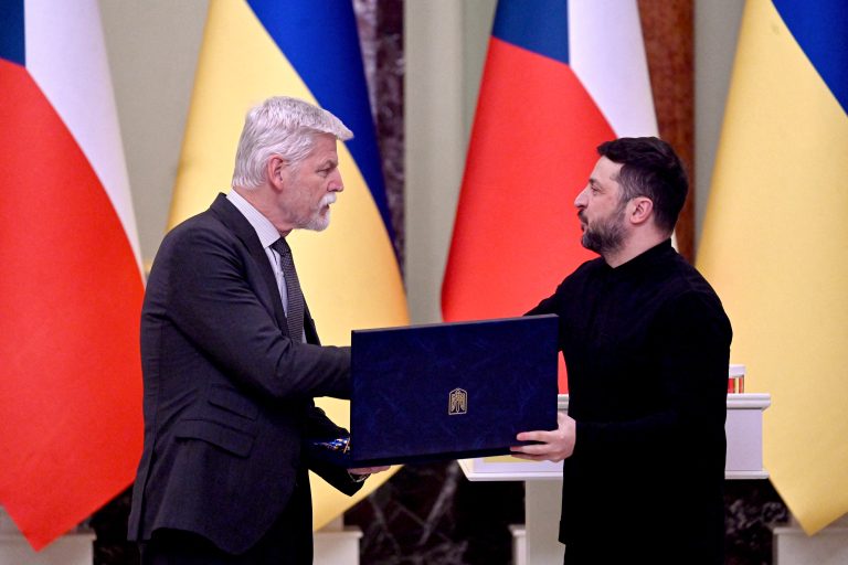 Αντιπροσωπεία των Ουκρανών μεταβαίνει για συνομιλίες στις ΗΠΑ