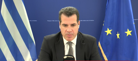 Κομοτηνή: Παραμένει άστεγος ο “Μέγας Βασίλειος” που έκοψε βασιλόπιτα και βράβευσε τέκνα μελών του