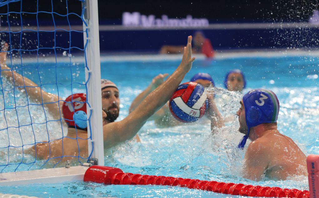 Στον τελικό η Σερβία, νίκησε 17-13 την Ιταλία και την έστειλε αντίπαλο της εθνικής μας στον μικρό τελικό στη μάχη για το μετάλλιο (25/1, 18:00, ΕΡΤ2 ΣΠΟΡ)