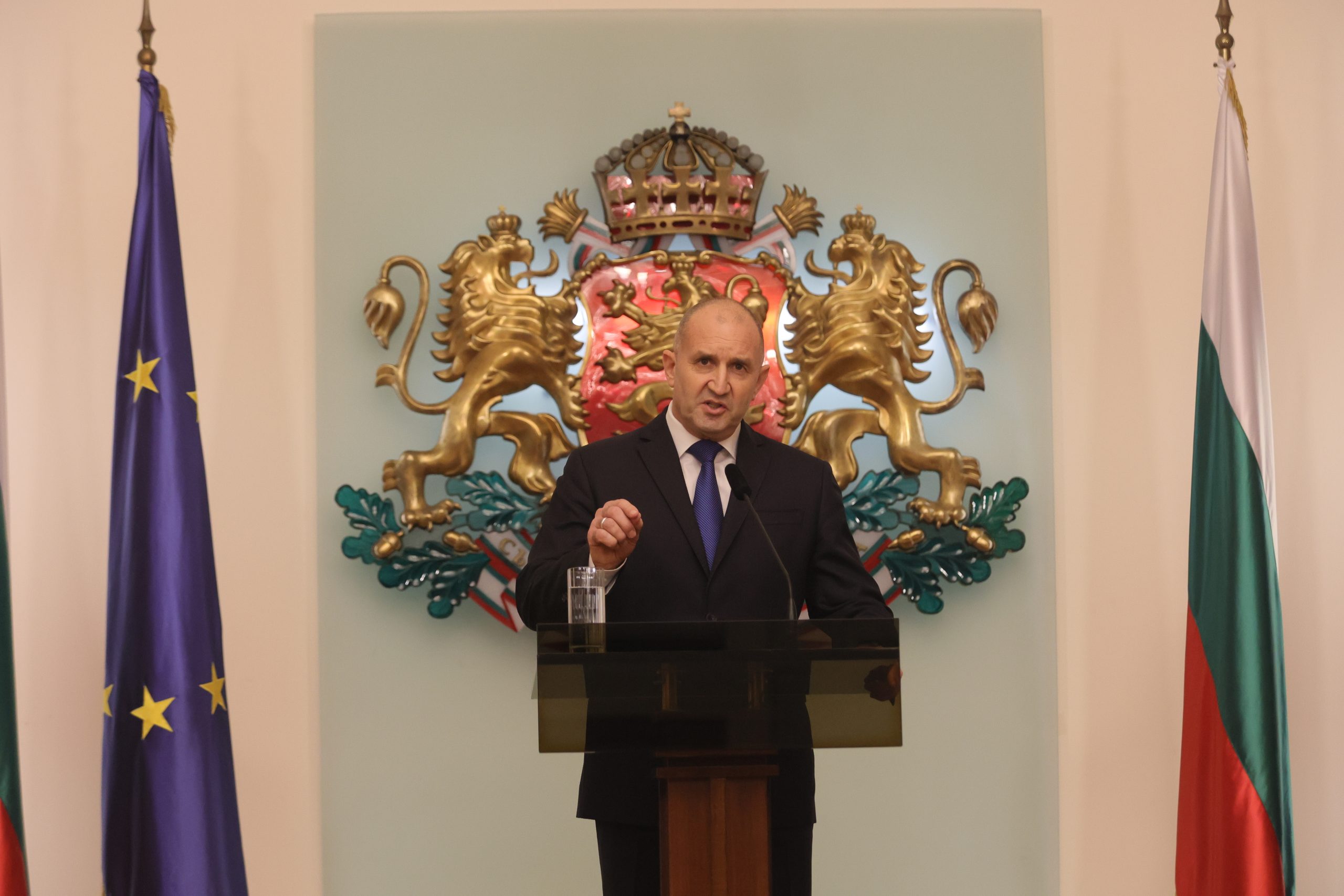 Βουλγαρία: Παραιτήθηκε ο πρόεδρος Ρούμεν Ράντεφ