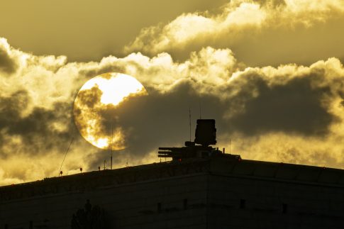 Παρανάλωμα πυρός εκκλησία του 1800 στο Άμστερνταμ – Υποψίες για εμπρησμό με πυροτεχνήματα