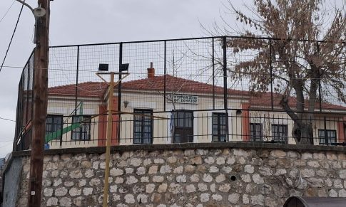 Σέρρες: Σε διαθεσιμότητα η καθηγήτρια που φίμωσε το μαθητή – Ακολουθούσε 16 χρόνια φαρμακευτική αγωγή