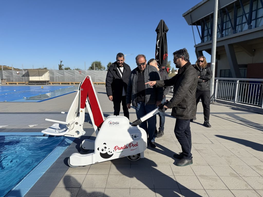 Ενίσχυση της προσβασιμότητας στο Δημοτικό Κολυμβητήριο Κλαδισού με νέο σύστημα για ΑμεΑ