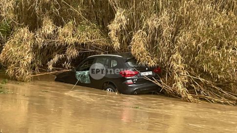 Κλείνουν τη διέλευση φορτηγών από τη Β. Μακεδονία οι οδηγοί της γειτονικής χώρας