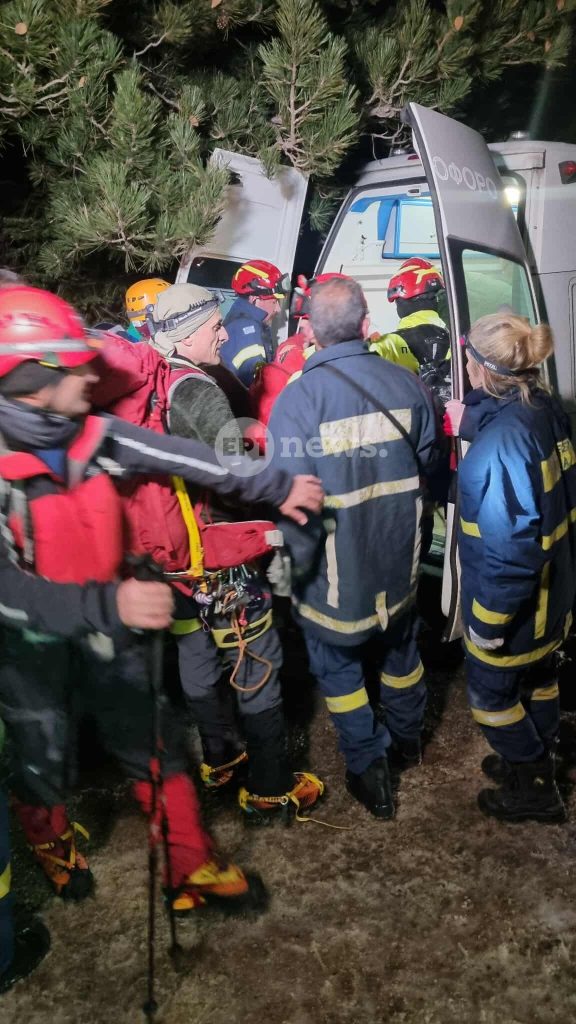 Ταΰγετος: Ολοκληρώθηκε η επιχείρηση διάσωσης των ορειβατών – Μεταφέρονται στο νοσοκομείο Σπάρτης οι 4 τραυματίες