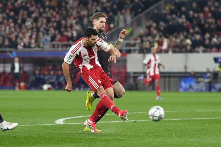 Champions League: Με «κέρβερο» Τζολάκη ο Ολυμπιακός, κατάπιε 2-0 τις «ασπιρίνες» της Λεβερκούζεν και έμεινε ζωντανός στο «παιχνίδι» της πρόκρισης