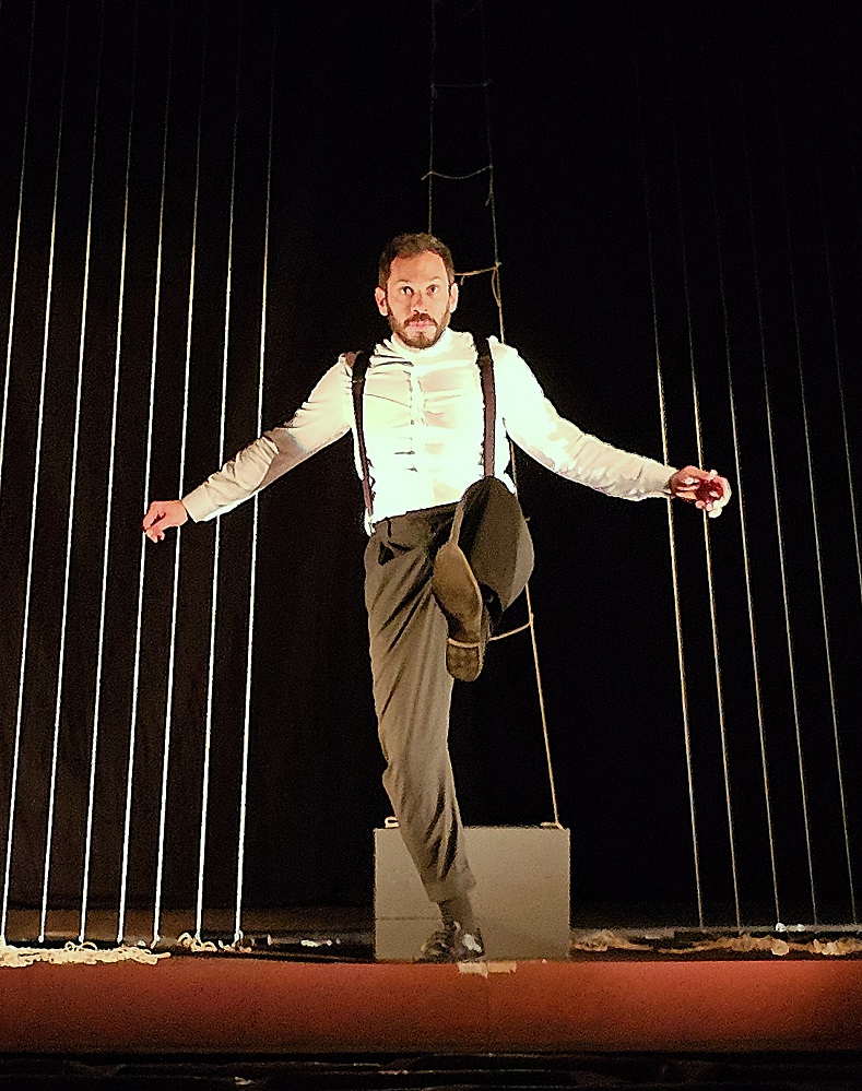 Η ιστορική παράσταση «Το μόνον της ζωής του ταξείδιον», στη σκηνή του Μεγάρου Μουσικής Κομοτηνής