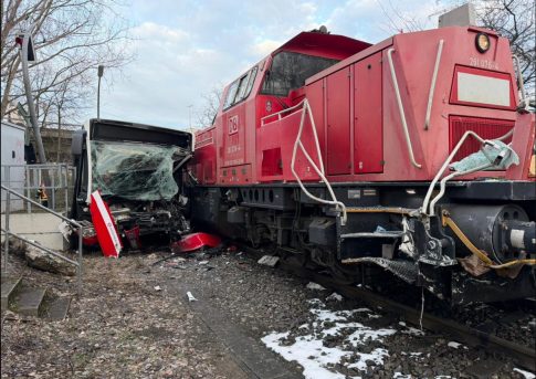 <strong>Oλοκληρώθηκε η επιχείρηση για την απομάκρυνση δύο χειροβομβίδων</strong> στο Κολωνάκι – Αποκαταστάθηκε η κυκλοφορία των οχημάτων στη Σκουφά