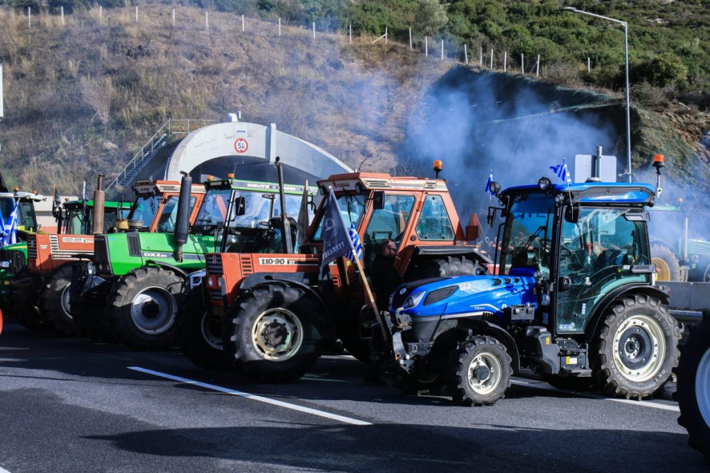 Ποια μπλόκα έβαλαν «μπλόκο» στη συνάντηση με τον Πρωθυπουργό – Κανονικά το ραντεβού των 15:00 με αγρότες στο Μαξίμου
