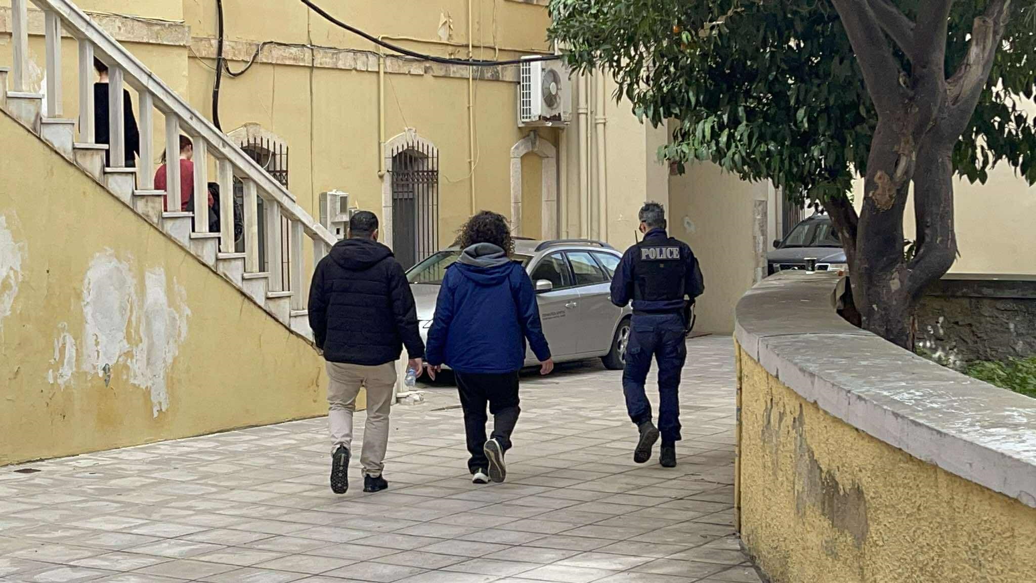 Στο δικαστήριο ο 48χρονος ο οποίος υπό την επήρεια μέθης προκάλεσε τροχαίο έξω από σχολείο