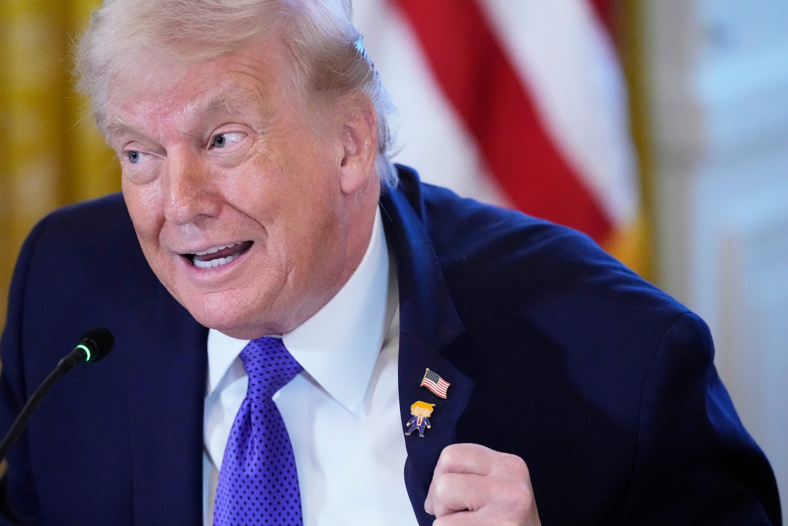 O Τραμπ απειλεί την Κούβα: Η Αβάνα θα πρέπει να κάνει μία συμφωνία «πριν είναι πολύ αργά»