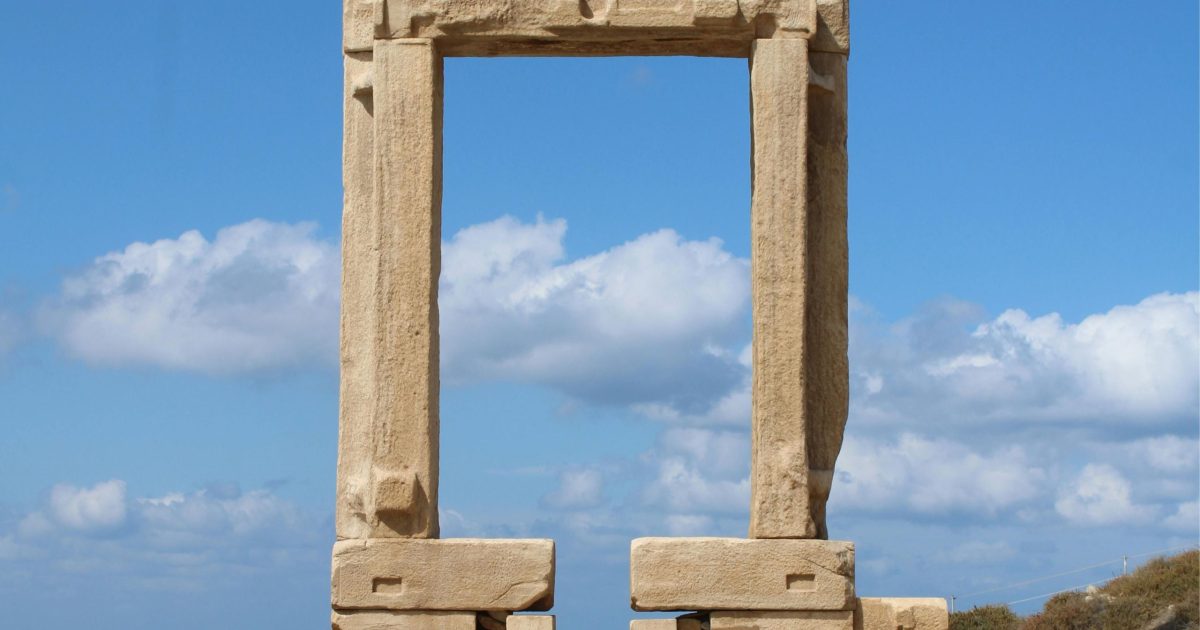 Στην κορυφή των παγκόσμιων ταξιδιωτικών προορισμών για το 2026 η Νάξος