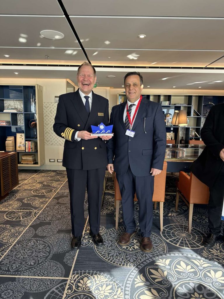 Ρόδος: Κατέπλευσε το πρώτο κρουαζιερόπλοιο για το 2026