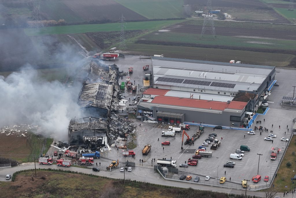 «Ωρολογιακή βόμβα» κάτω από το εργοστάσιο της Βιολάντα: Το «αδήλωτο» υπόγειο, οι ανύπαρκτοι ανιχνευτές και τα νέα στοιχεία για την έκρηξη που έσπειρε τον θάνατο