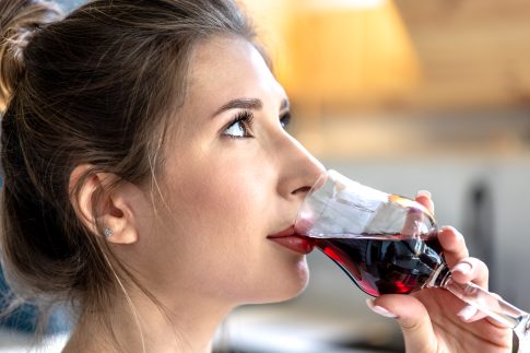 Φυλακές Μαλανδρίνου: Προσπάθησαν να περάσουν σε κρατούμενους κινητά τηλέφωνα μέσα σε τηλεόραση