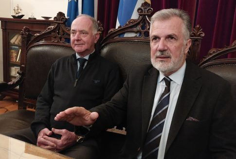 Το Adagio, το εμβληματικό κομμάτι που ακούγεται στους επιταφίους της Κέρκυρας από το Μουσικό Σχολείο του νησιού για την ΕΡΤ (βίντεο)