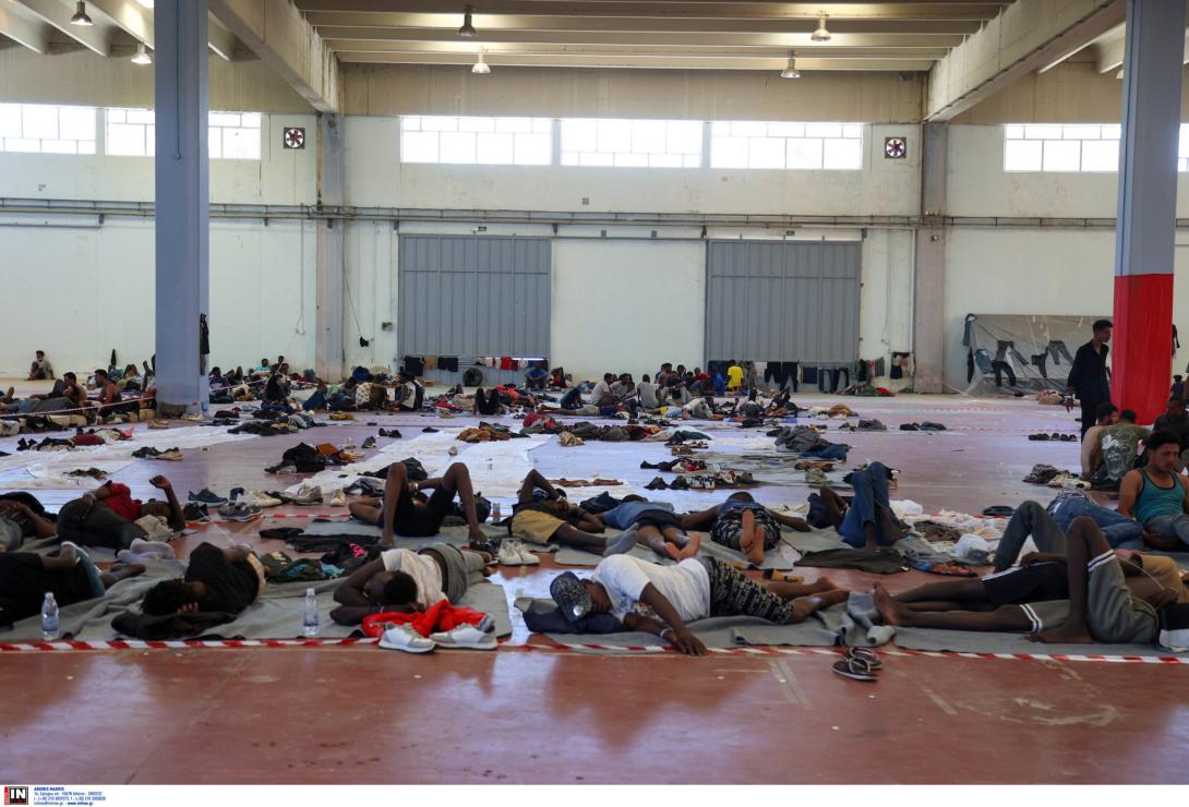 Χανιά: Σοβαρά επεισόδια μεταξύ μεταναστών στον προσωρινό χώρο κράτησης στην Αγυιά. Στο νοσοκομείο 12 άτομα