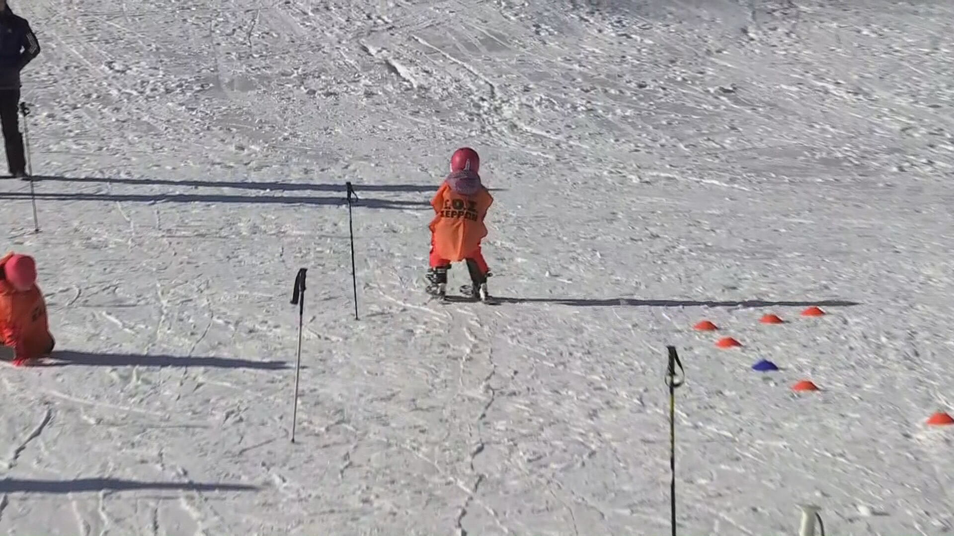 Χιόνι, κίνηση και χαμόγελα στον Λαϊλιά – Άνοιξε η χειμερινή περίοδος