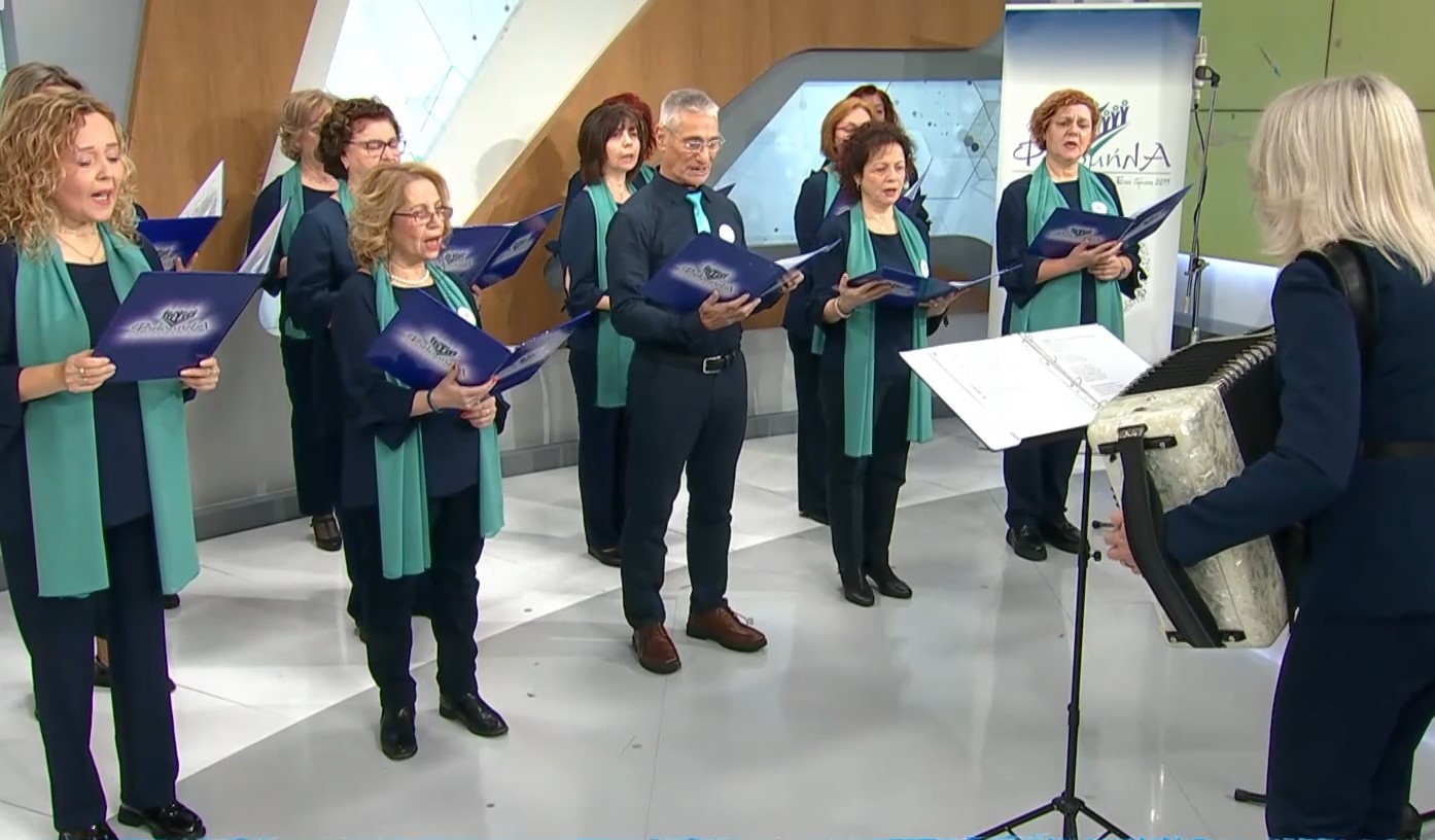 Ο Μουσικός Καλλιτεχνικός Σύλλογος Ευόσμου «Φιλομήλα» ψάλλει τα κάλαντα των Θεοφανίων