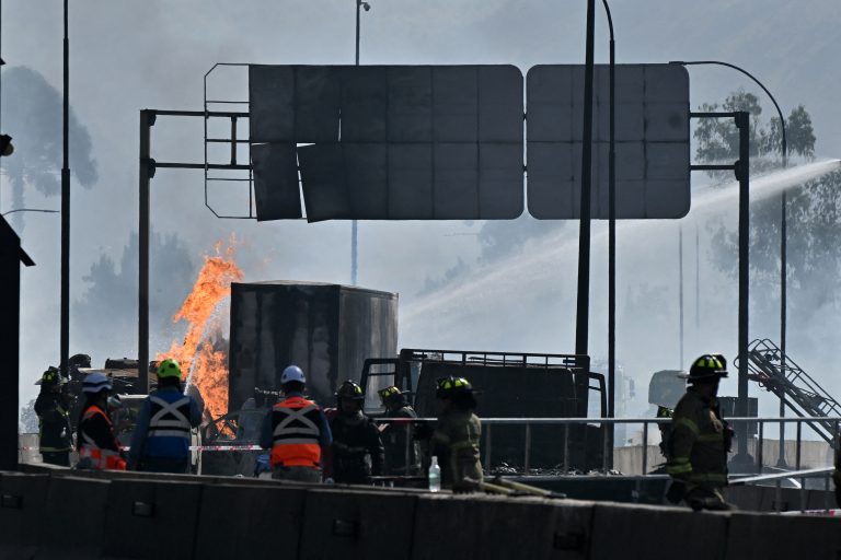 Χιλή: Τέσσερις νεκροί και 17 τραυματίες από έκρηξη βυτιοφόρου στο Σαντιάγο