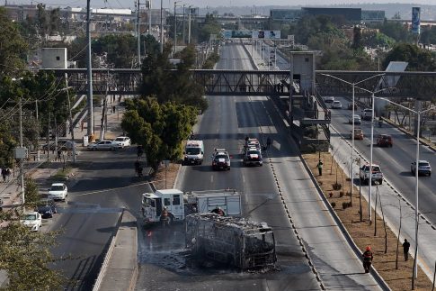 Γάζα: Δεκαεπτά χώρες, ανάμεσά τους <strong>η Σαουδική Αραβία, το Κατάρ και η Αίγυπτος</strong>, καλούν τη Χαμάς να παραδώσει τα όπλα