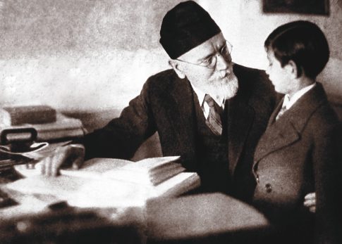 Την έντονη αντίδρασή του στο αιφνιδιαστικό κλείσιμο των ΕΛΤΑ Αλμυρού εκφράζει το Δημοτικό Συμβούλιο