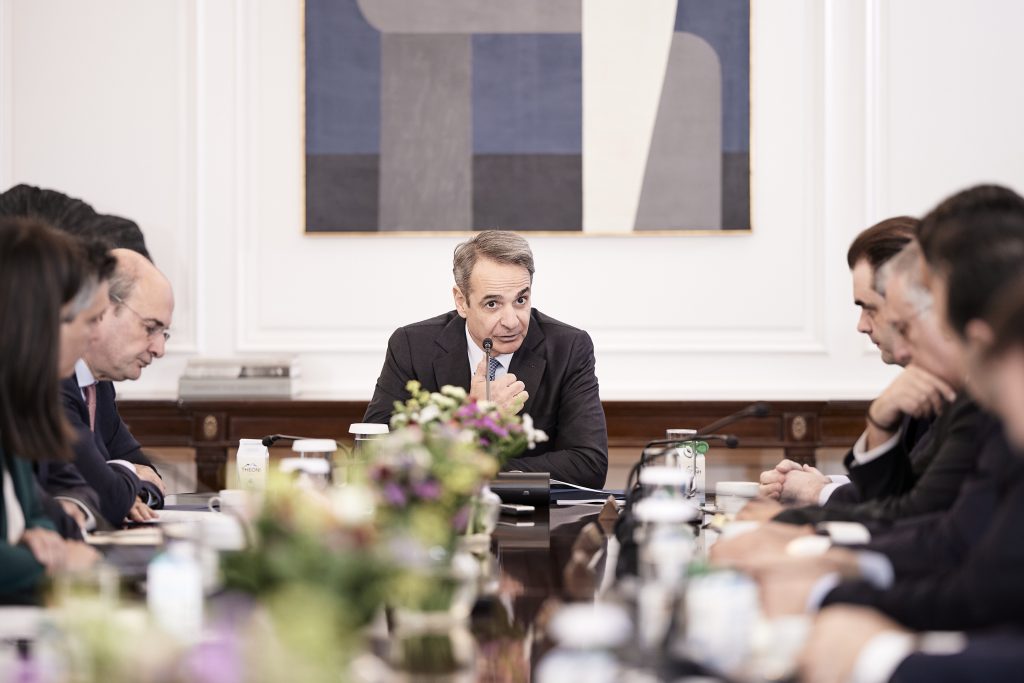 Κ. Μητσοτάκης στο ΚΥΣΟΙΠ: Τέλη Μαρτίου αποφασίζεται ο κατώτατος μισθός