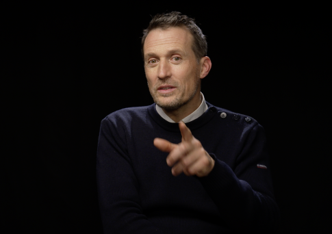 Το Κορακοβούνι σε αποκριάτικους ρυθμούς με παρέλαση, μουσική και χορό