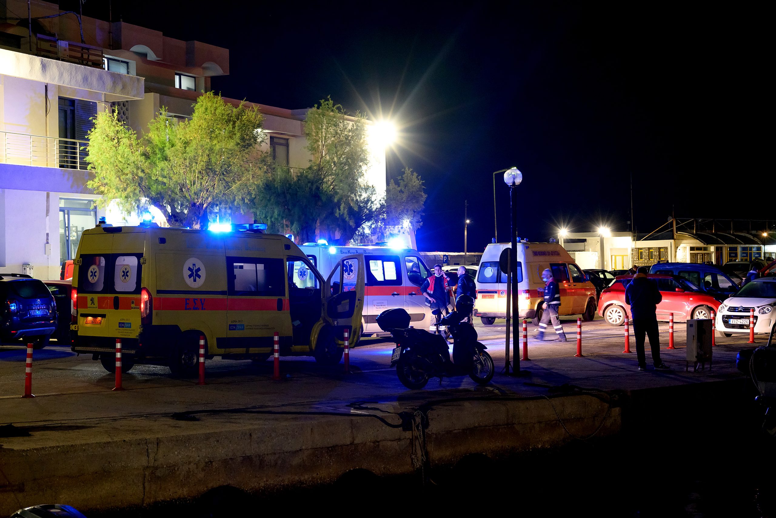 ΟΕΝΓΕ: Συγχαρητήρια στους γιατρούς και τους υγειονομικούς του νοσοκομείου της Χίου για την περίθαλψη των θυμάτων