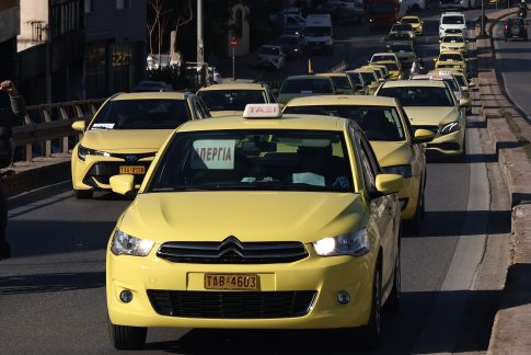 Μητσοτάκης σε Αρχιεπίσκοπο Αυστραλίας: Μεγάλη κατάκτηση για τον Ελληνισμό η επιστολική ψήφος των αποδήμων